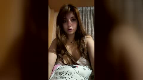 gata_cat online show from April 24, 1:07 am