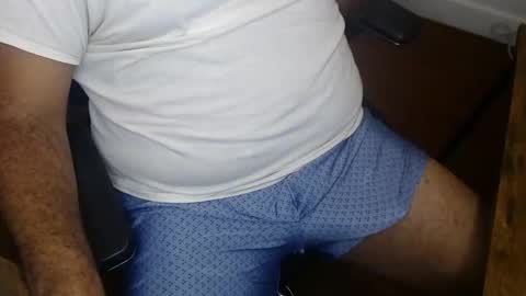 Snapshot of gato27cam chatting on September 13, 5:32 am Marco online show from September 13, 5:32 am