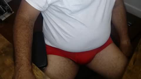 Snapshot of gato27cam chatting on September 21, 5:44 am Marco online show from September 21, 5:44 am