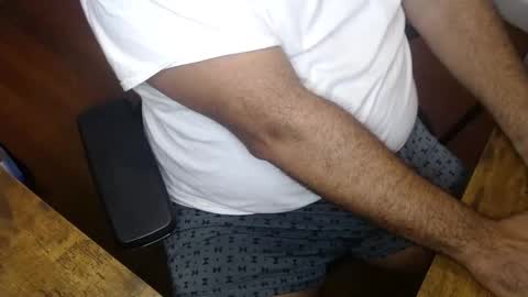 Snapshot of gato27cam chatting on October 12, 10:52 am Marco online show from October 12, 10:52 am