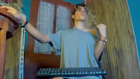 HAN online show from December 3, 3:02 pm