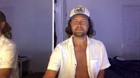 gcsurfer81 online show from February 23, 8:27 am