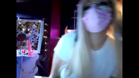 geek 3 online show from April 27, 3:04 am