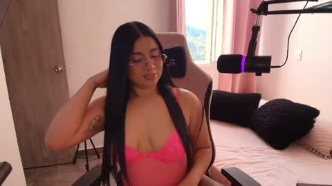 geminis11 online show from April 1, 9:45 pm