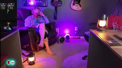 generalbliss online show from April 17, 3:53 am