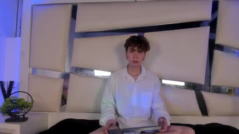 Genesis online show from November 24, 4:11 am