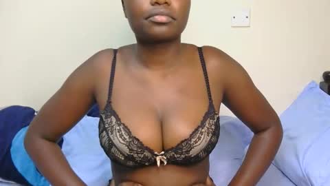 Luciana online show from February 1, 10:18 pm