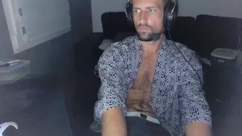 Snapshot of genie_lamps chatting on September 9, 10:10 pm Edouard online show from September 9, 10:10 pm