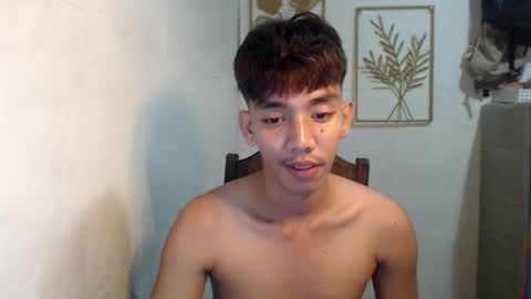 Snapshot of gentlemanlustx chatting on October 26, 1:56 pm Rayl online show from October 26, 1:56 pm