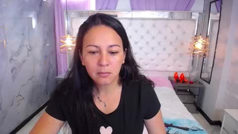 Snapshot of georgina_mussk chatting on October 6, 3:08 pm Georgina online show from October 6, 3:08 pm