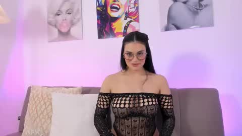 georginaa_cooper online show from November 30, 3:30 pm