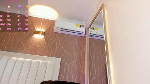    online show from January 25, 1:30 pm