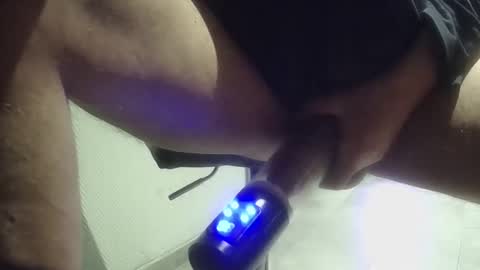 geranimo431374 online show from October 22, 3:31 am