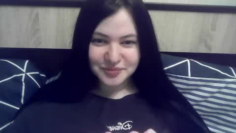 Eva online show from April 5, 5:10 pm