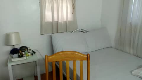 Snapshot of germansausage4u chatting on October 31, 6:58 am Samantha online show from October 31, 6:58 am