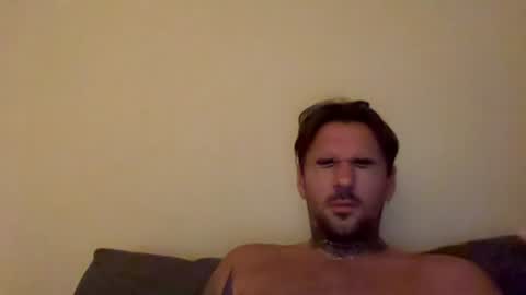 gggircis online show from July 28, 1:36 am