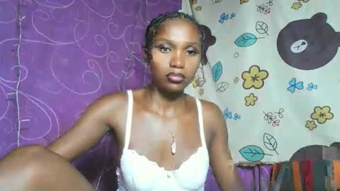 gggloria online show from April 3, 2:13 pm