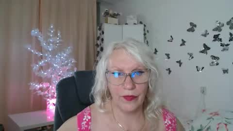 Ghertrudequeen online show from May 24, 5:03 am