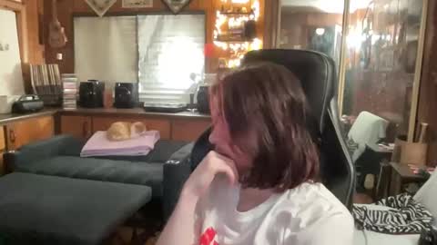 ghostboygbc online show from November 19, 5:29 am