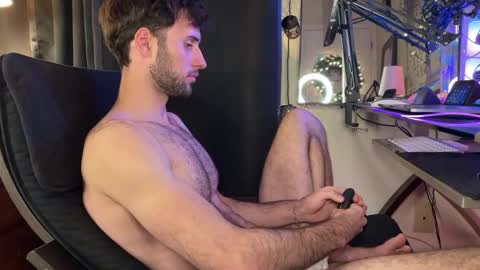 big boy ghost face online show from November 16, 4:36 am