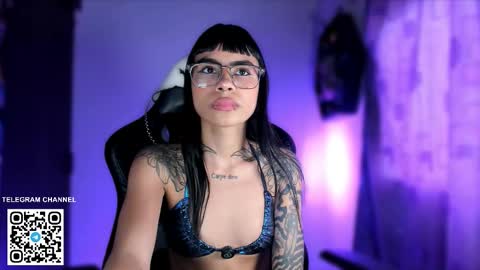 Sara online show from February 19, 7:57 pm