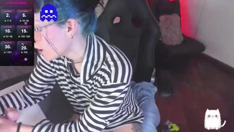 Allison  online show from February 22, 12:05 am