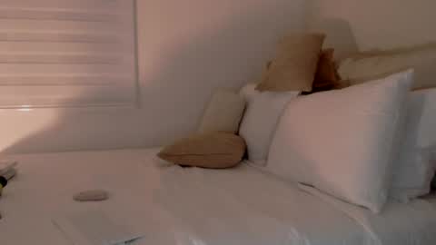 Gia Ferh online show from January 21, 1:39 am