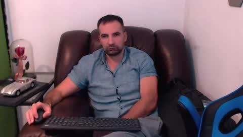 Gianni online show from December 3, 9:39 pm