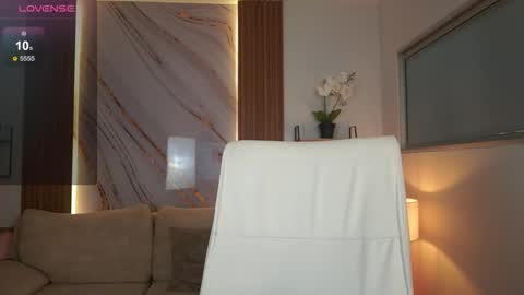 gianovak online show from December 20, 7:10 pm