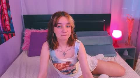 Gia online show from April 9, 3:18 pm