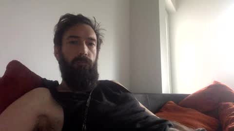 Snapshot of giggy81 chatting on October 13, 11:34 am iggy online show from October 13, 11:34 am