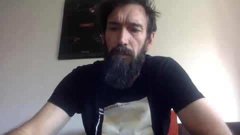 Snapshot of giggy81 chatting on October 19, 12:32 pm iggy online show from October 19, 12:32 pm