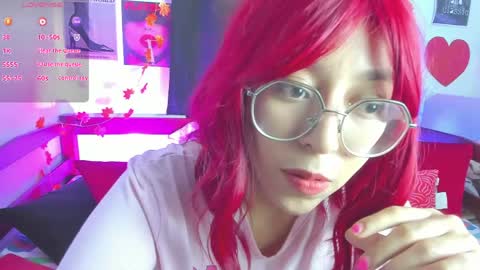 gigimooon online show from April 26, 7:28 am