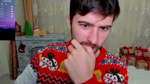 gilbertogonzales online show from December 10, 6:06 pm