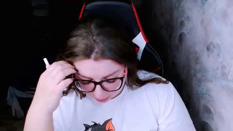 Snapshot of ginger_grayy chatting on March 9, 12:21 am Alexa here online show from March 9, 12:21 am