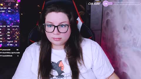 Snapshot of ginger_grayy chatting on January 26, 5:02 pm Alexa here online show from January 26, 5:02 pm