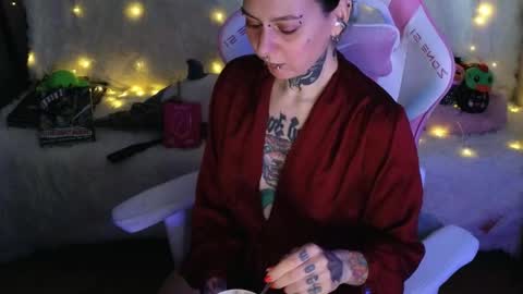 Ginger online show from April 14, 8:50 am