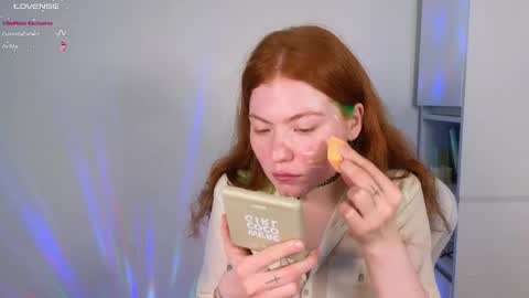 gingercute17 online show from April 20, 6:16 am