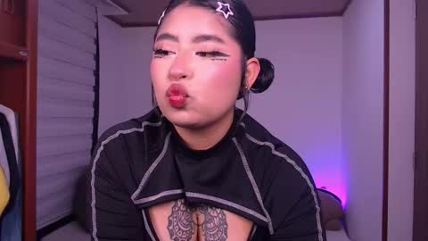 ginmeowuwu online show from February 6, 5:48 pm