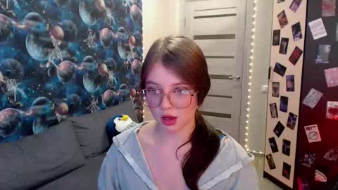 Snapshot of ginnyblacky chatting on October 8, 4:13 pm ginnyblacky online show from October 8, 4:13 pm