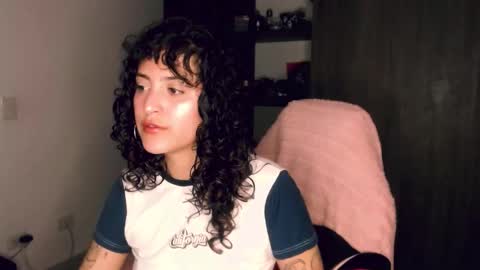 giny_bean online show from February 19, 10:36 am