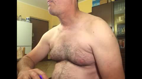 giovanni_1964 online show from June 4, 12:38 am