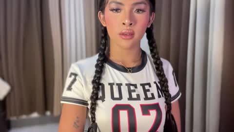 queen ronna online show from February 25, 5:05 pm