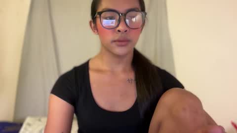 queen ronna online show from November 29, 12:13 pm