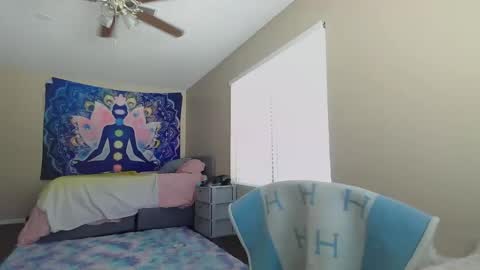 Jasmine online show from October 31, 5:46 pm