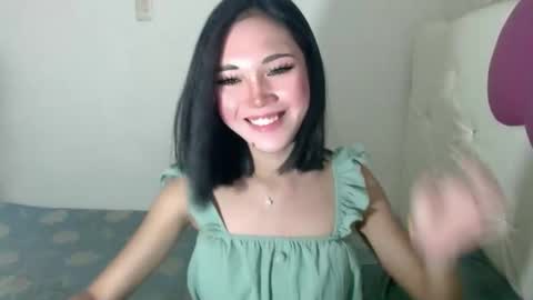 Divine online show from October 3, 10:12 am