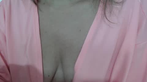 Victoria online show from November 2, 9:42 am