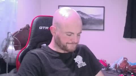 girthquake7656 online show from February 18, 10:38 am