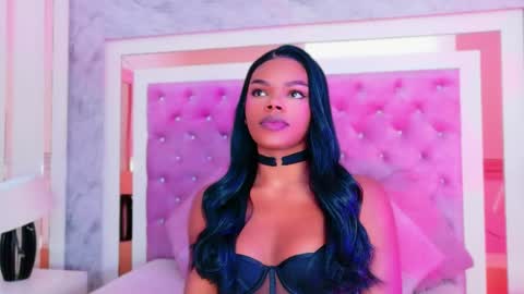 gisela_valencia online show from April 5, 5:15 am