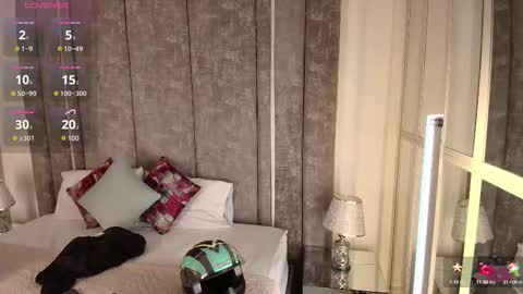     online show from September 17, 12:19 pm